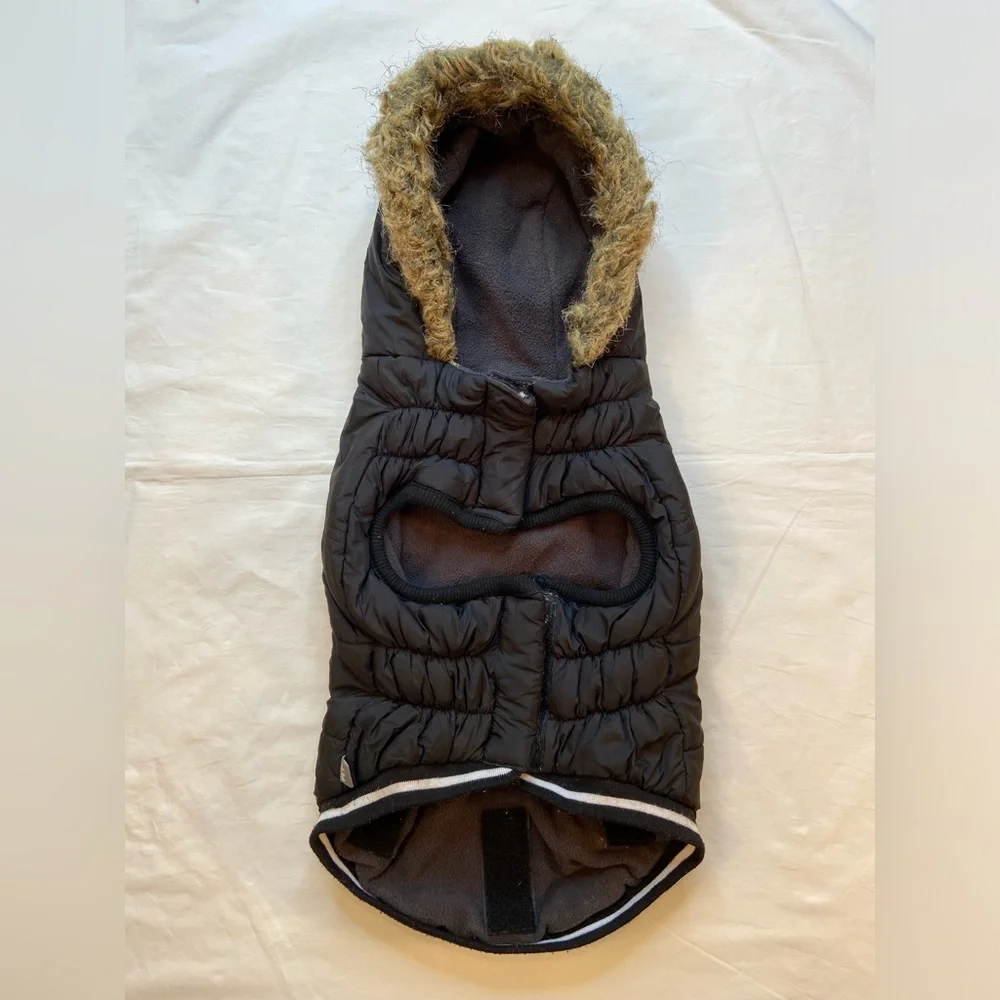 2 Piece Snow Suit for your Dog, GF Pet Authentic jacket‎ and pants.  Size L
